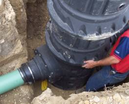 Figure 3.  Float-type control structure being installed on an Indiana farm (Jason Brown).